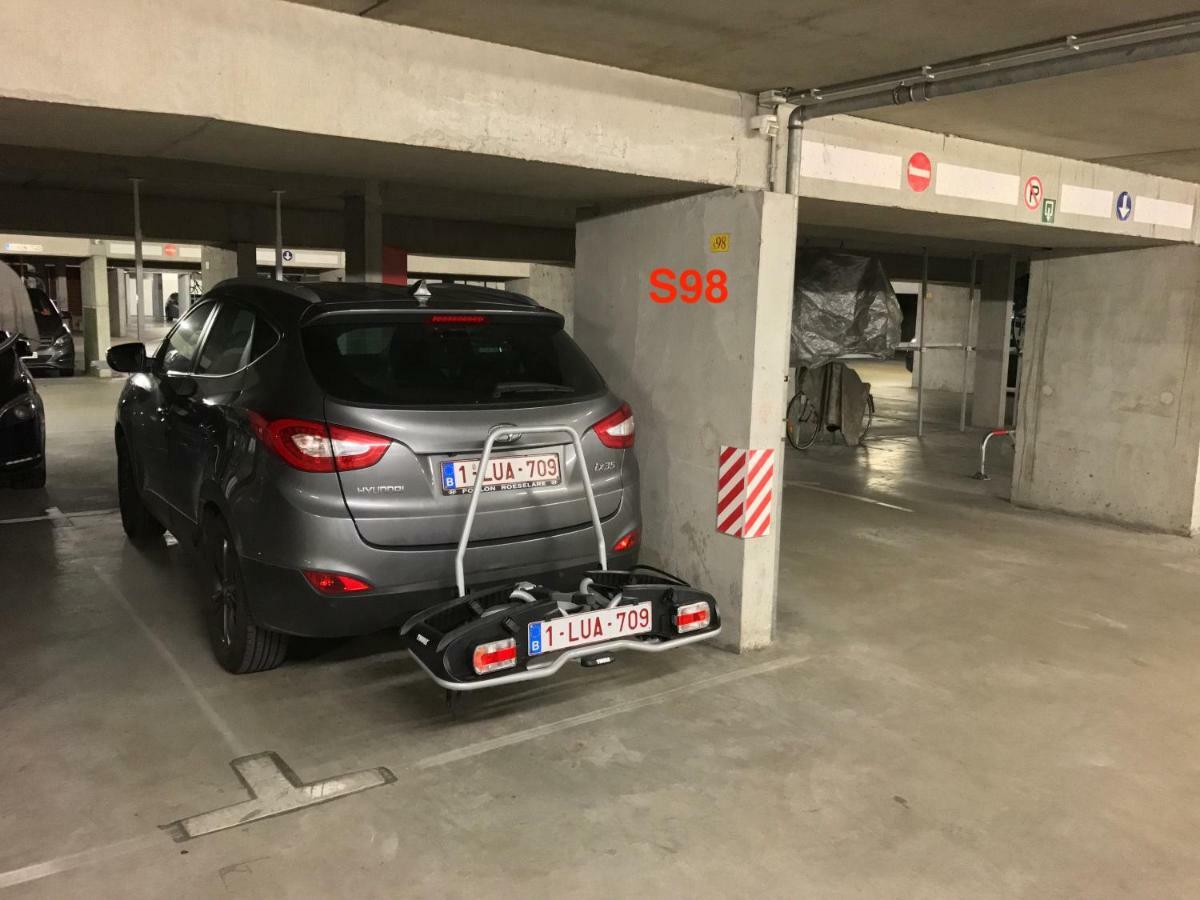 Appartement voor 6 personen in Koksijde met zeezicht Buitenkant foto